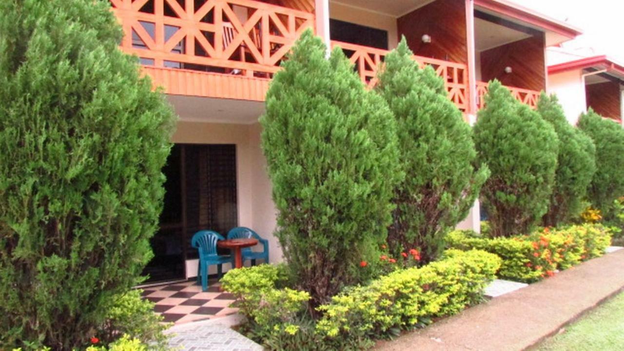 Wailoaloa Beach Resort Nadi Dış mekan fotoğraf